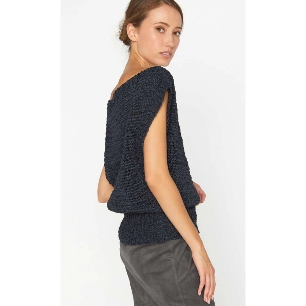 Brochu Walker Cei Sueded Ribbon Top Size L Blue Woven Quiet Luxury Sleeveless